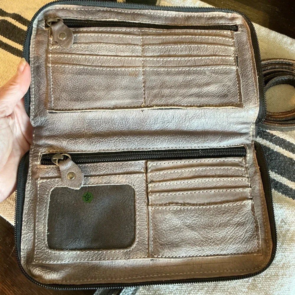 NWT Bed Stu TEMPLETON II Black Gray Rustic Crossbody Wallet Clutch Retail $185 - Picture 15 of 16